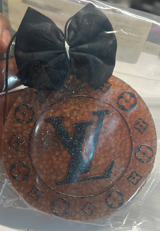 LV Round Freshener